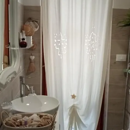 公寓 La Casa Di Lilia